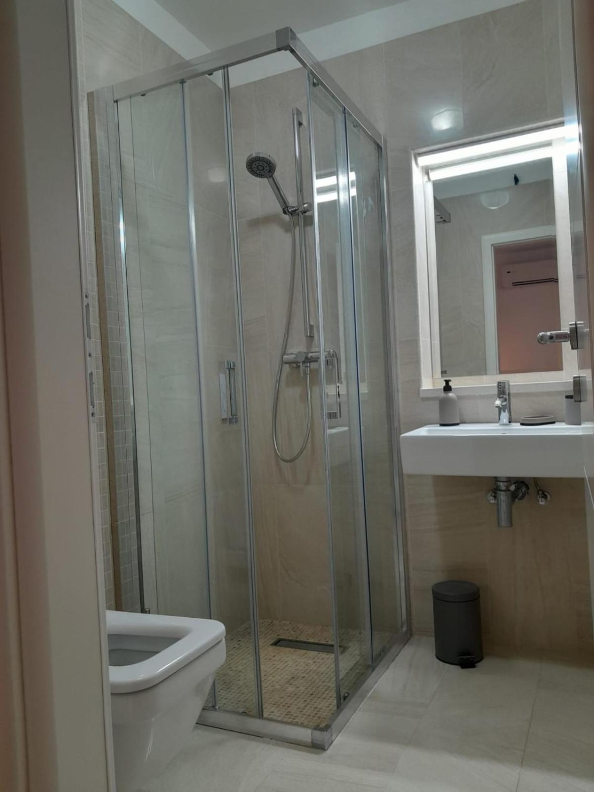 Apartments Blanka Zrnovo Екстер'єр фото